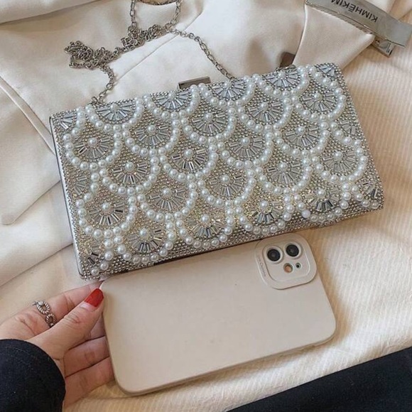 💎 Jewel Encrusted Purse 💎 - Picture 2 of 7